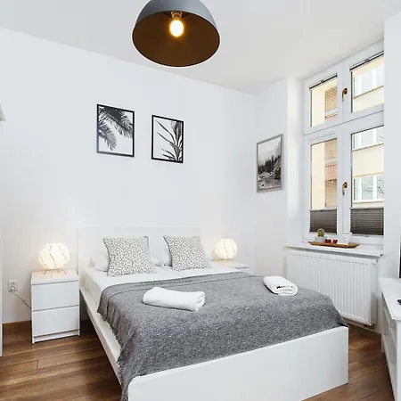 Charming - 54 Starowislna Street アパート *